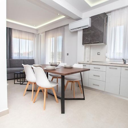 Marane Luxury Suites Nea Moudania Extérieur photo
