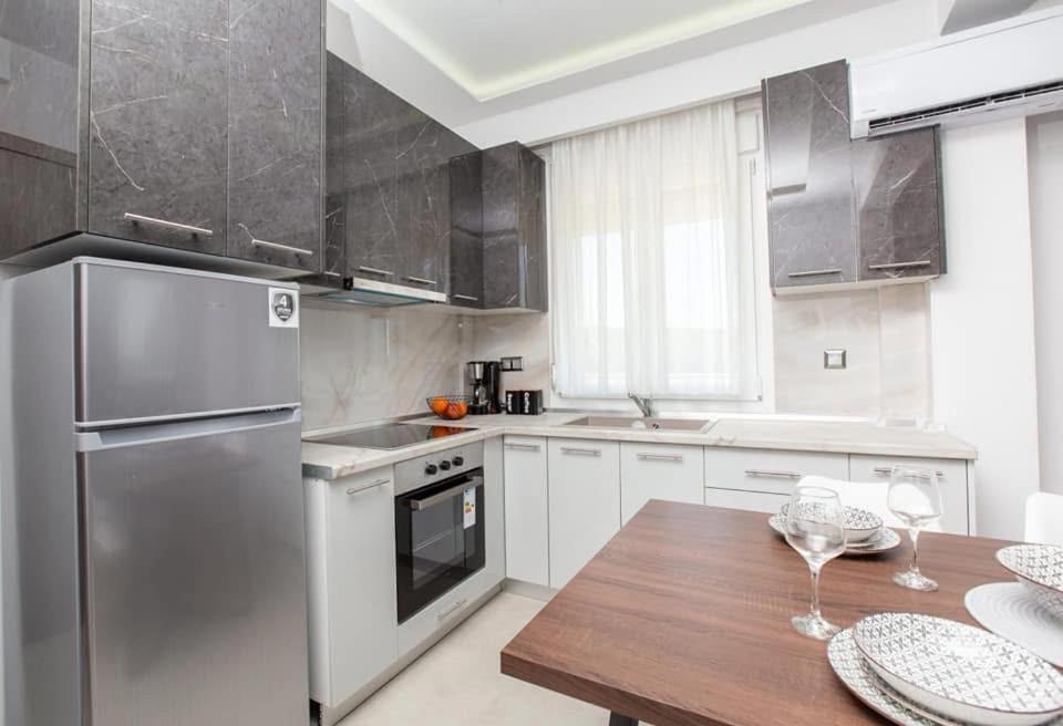 Marane Luxury Suites Nea Moudania Extérieur photo